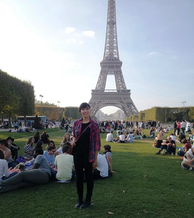 CSUEB student and Gilman Scholarship recipient Ivette Bernal at the Eiffel Tower in Paris, France. 